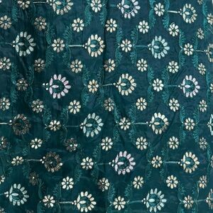 Floral gota patti work saree! Brand new with blouse piece.
